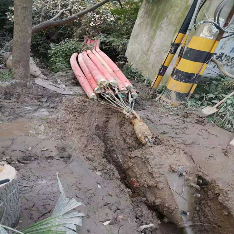 湛河拖拉管